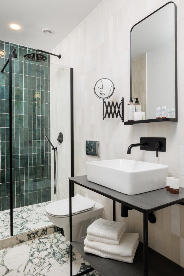 Aries' Collection Luxury Suites Brassó Kültér fotó