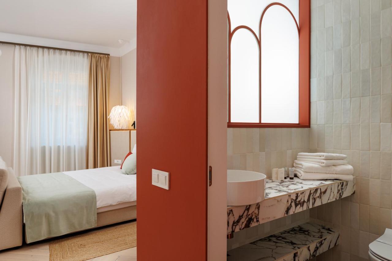 Aries' Collection Luxury Suites Brassó Kültér fotó
